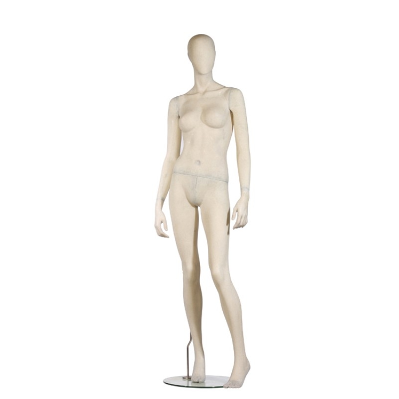 FEMALE MANNEQUIN – ROCCIA - RELAXED POSE – HINDSGAUL